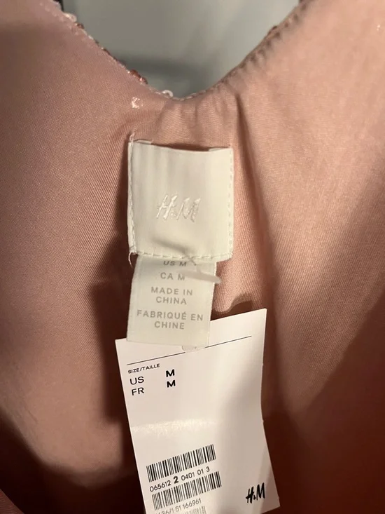NWT H&M Sequined V-Neck Tank Pink Medium New! - Picture 3 of 5